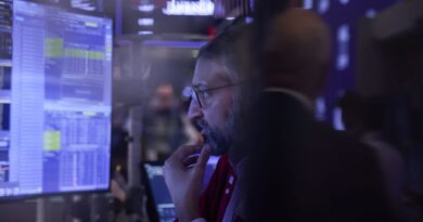 Stock Market Today: Nasdaq 100 Enters Official Correction Amid Iran Sell-Off